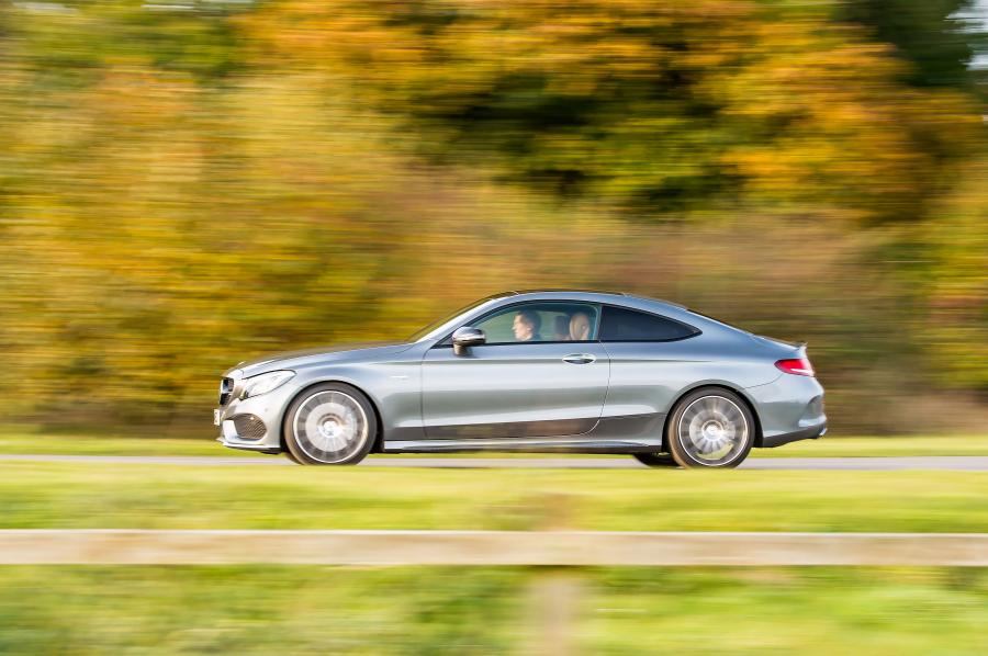  Mercedes-AMG C43 4Matic Coupe 2016 года  (UK) (фото 11 из 30)